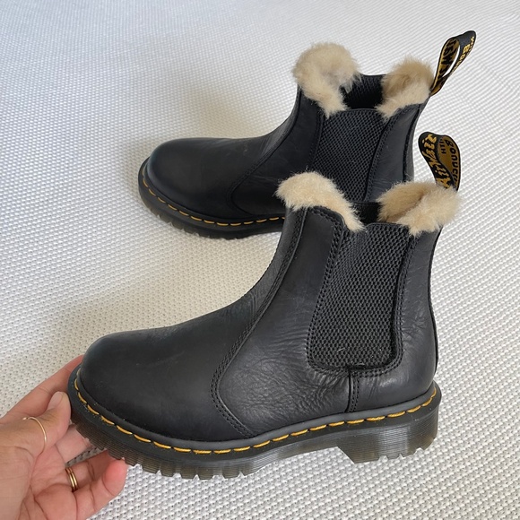 Dr. Martens Leonore Fur Lined Chelsea Boots - Picture 3 of 6